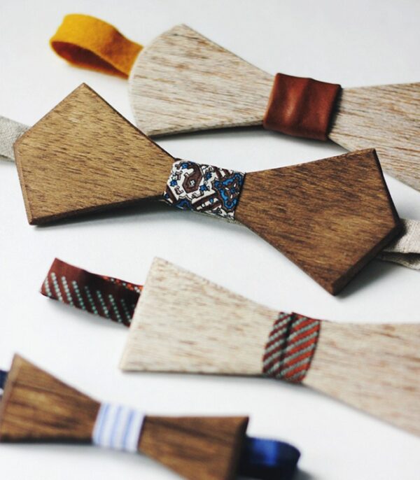 Wooden bow tie man - Image 3